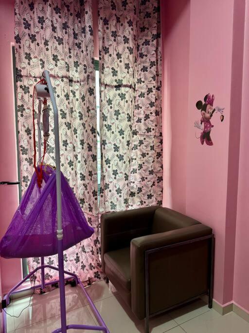 Hello Kitty Homestay - Cameron Highlands - Spacious Studio - Perfect For Families - Sleeps 4 And Baby ตานาห์ราตา ภายนอก รูปภาพ